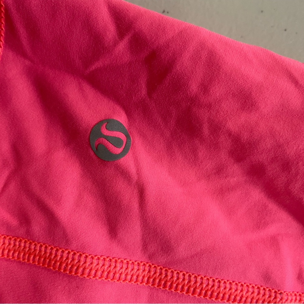 Lululemon bull too with shelf bra